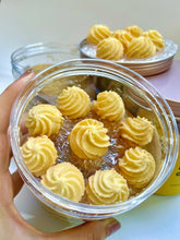 Load image into Gallery viewer, Classic Butter Cookies 经典牛油饼